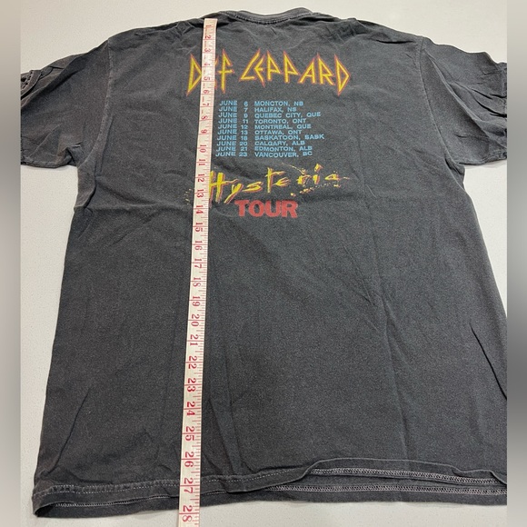 Def Leppard hysteria tour rock band T-shirt with dates on back - Picture 2 of 6